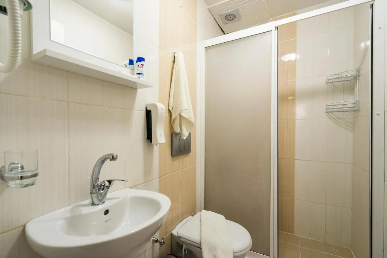 Blue Mosq- Three Storey Detached Villa Istanbul Turkey