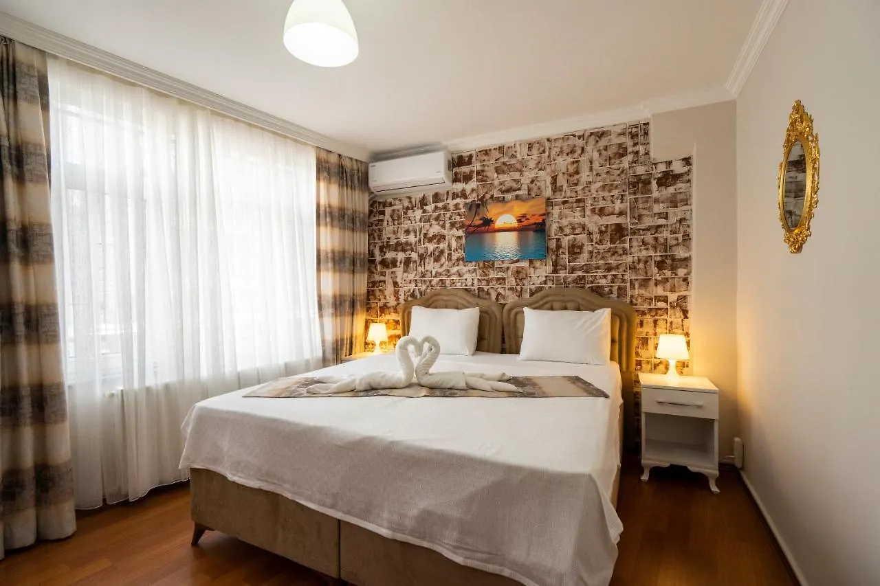 Blue Mosq- Three Storey Detached Villa Istanbul