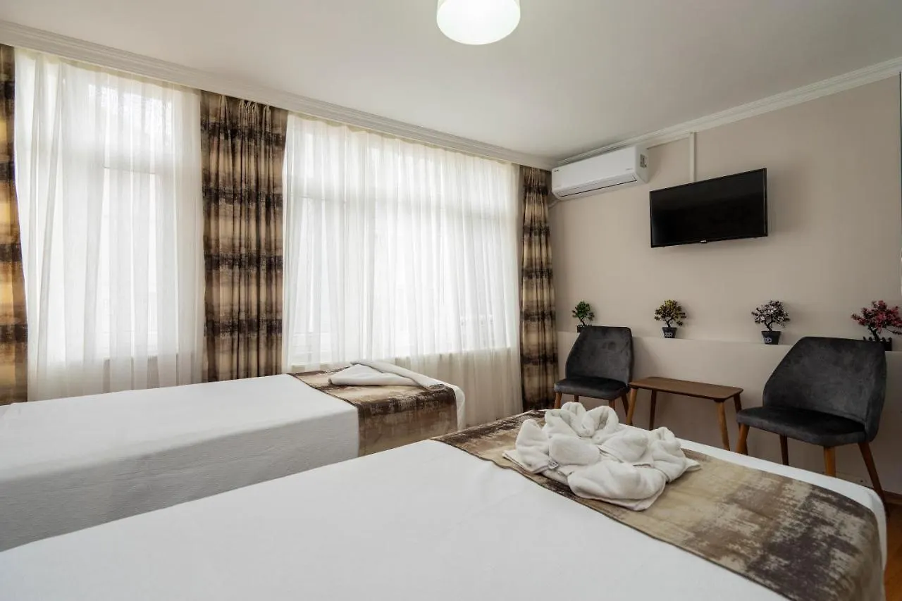 Blue Mosq- Three Storey Detached Villa Istanbul