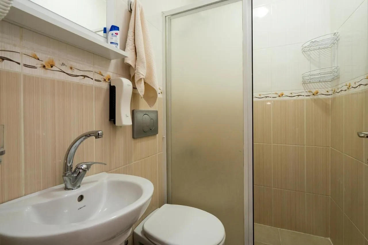 Blue Mosq- Three Storey Detached Villa Istanbul