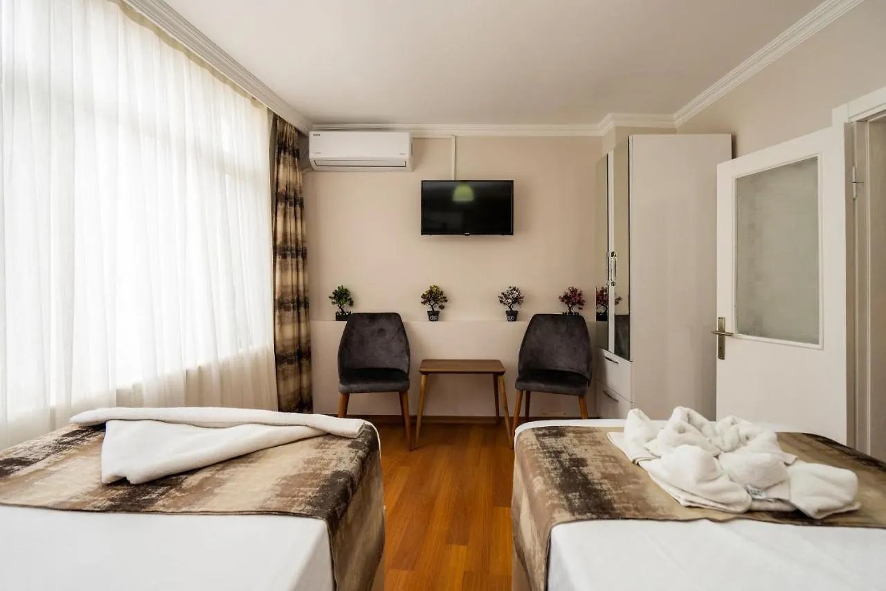 Blue Mosq- Three Storey Detached Villa Istanbul